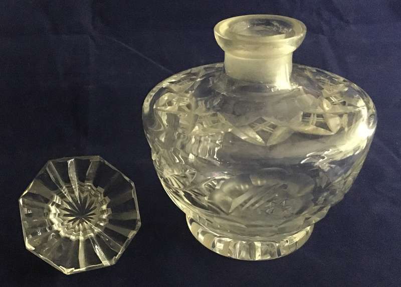 Perfume decanter