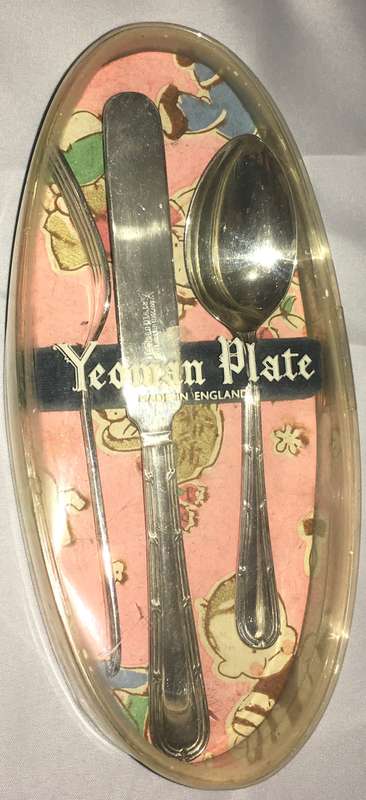 Childs cutlery set. Yeoman Plate. Vintage