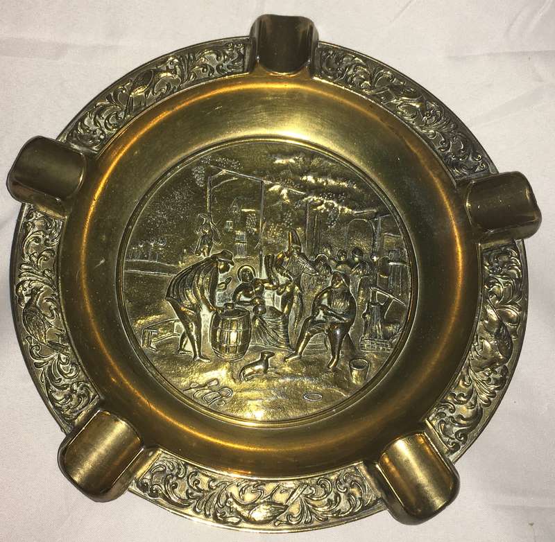 Cigar ashtray. Brass. 1960s (22 cm wide)