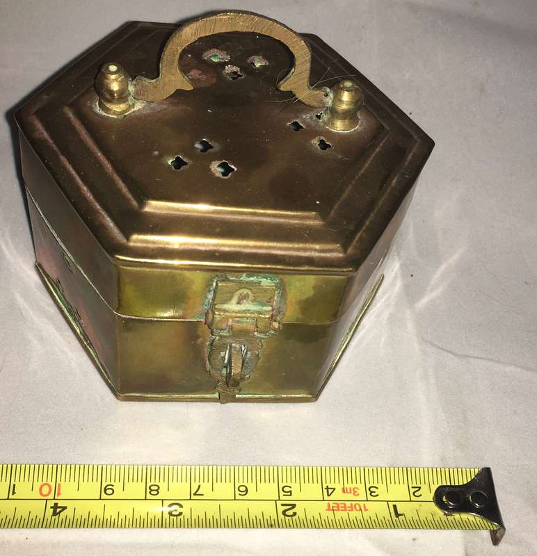 Brass octagon cricket box - vintage