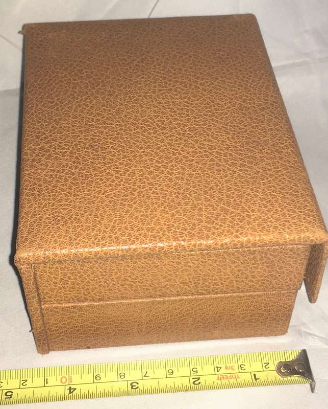 Vintage jewellery box