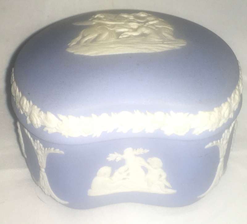 Wedgewood Jasperware powder blue kidney shaped lidded trinket box