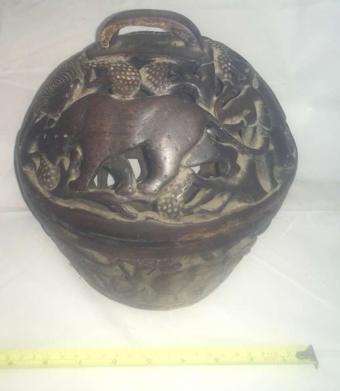 Vintage African hand carved safari animals wooden bowl with lid