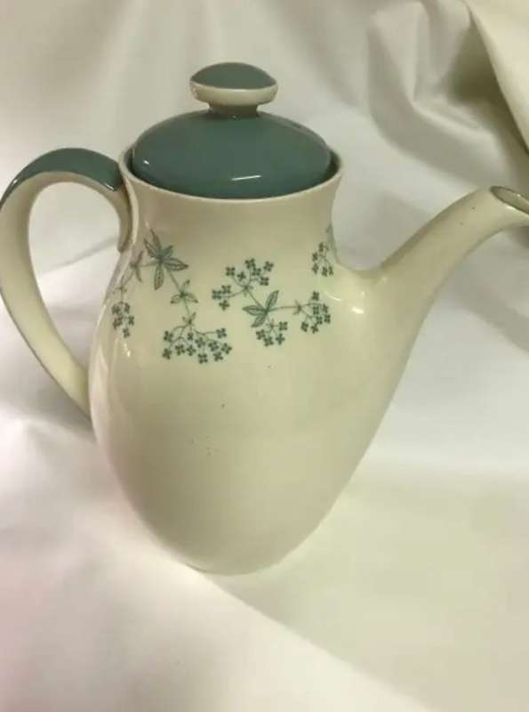 Royal Doulton Queenslace espresso set
