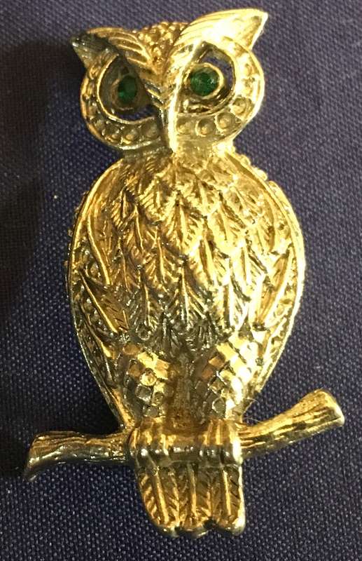 Owl brooch. Vintage