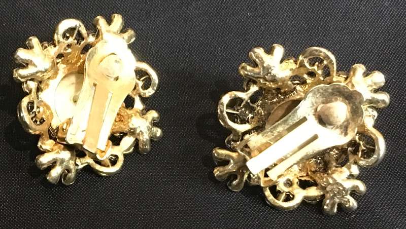 Marcasite and faux pearls clip on earrings. Vintage