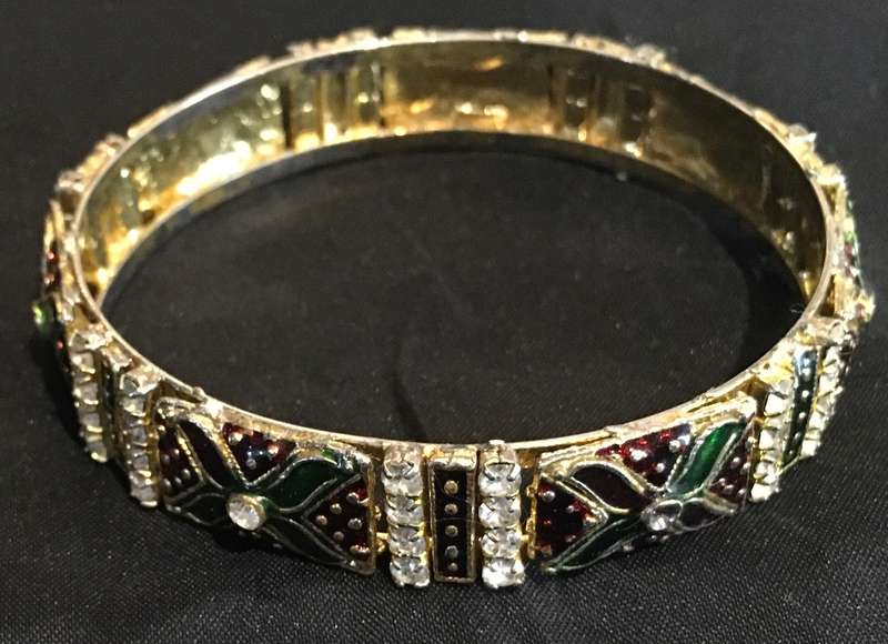 Bracelet. Ladies