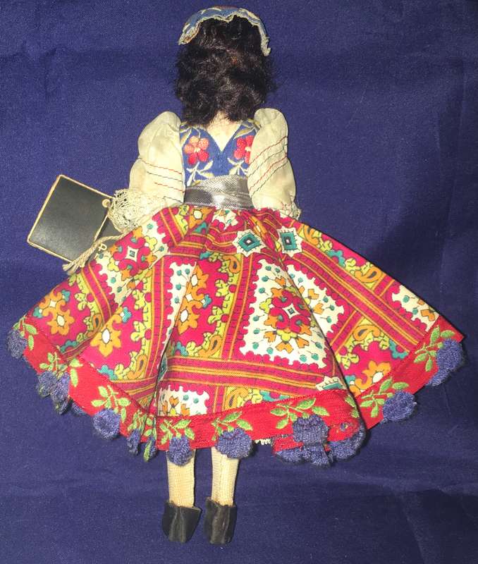 Peggy Nisbet Model National costumes N/142 Czechoslovakia