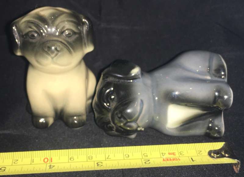 Dogs salt and pepper shakers