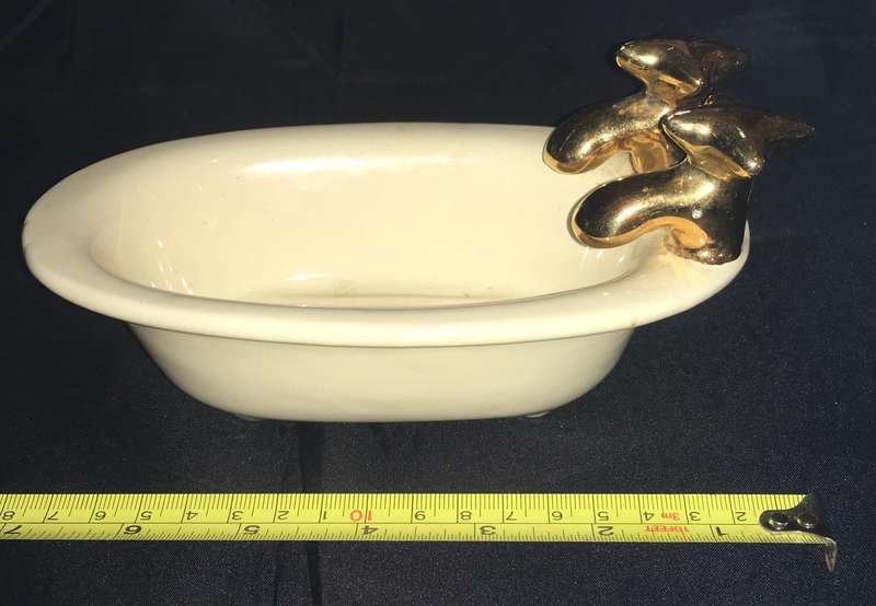 Soap dish.