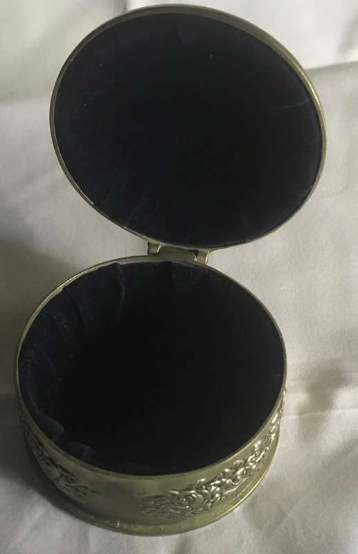 Trinket box