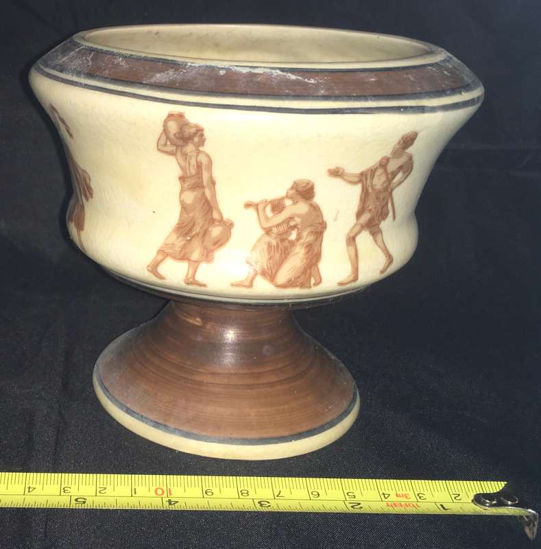 Pedestal vase/planter