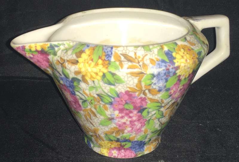 Creamer. Floral. Monarch