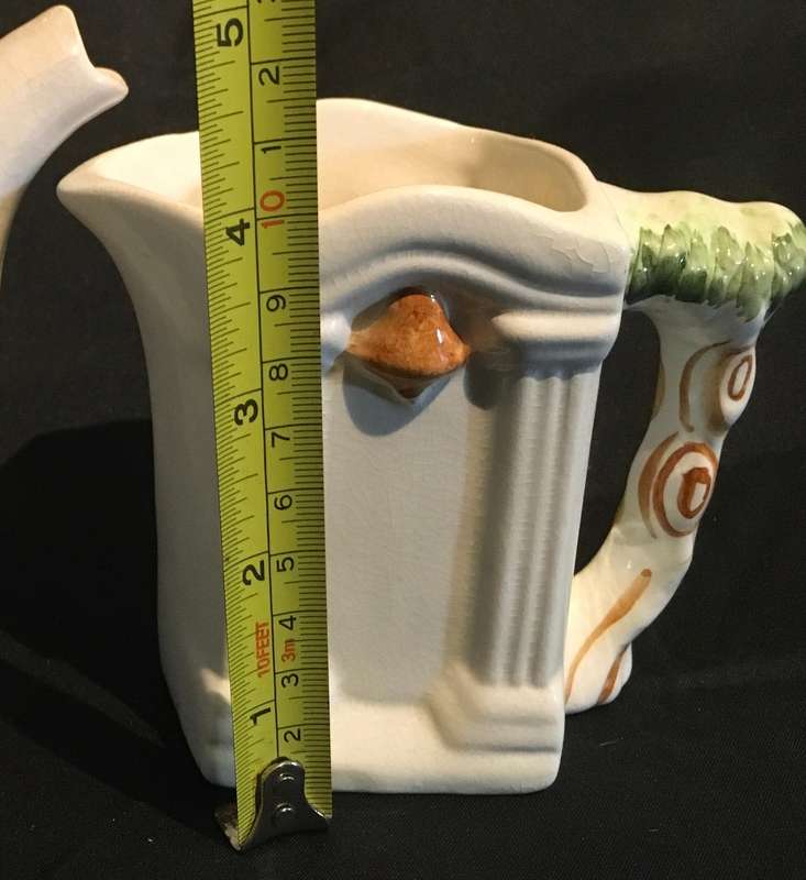Teapot, creamer and sugar bowl by Country Love