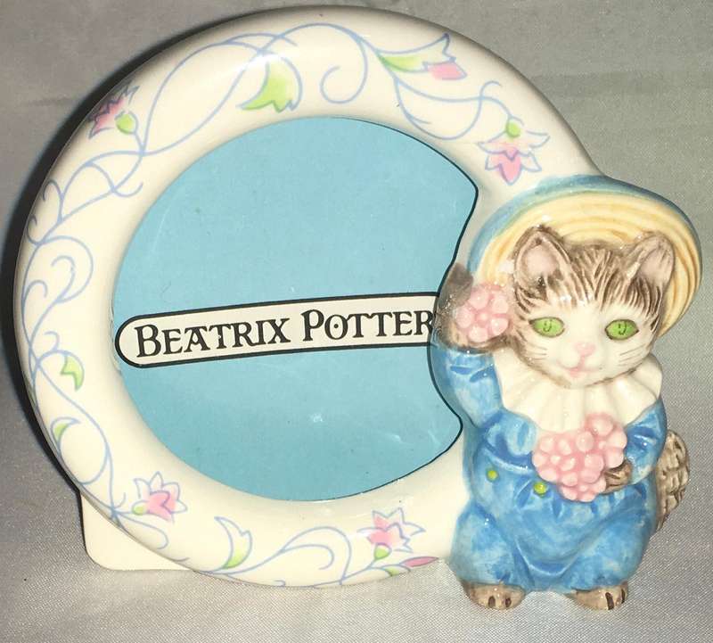 Beatrix Potter Collectible Ornament Frame Hand Painted Schmid 1988 2x2" Photo