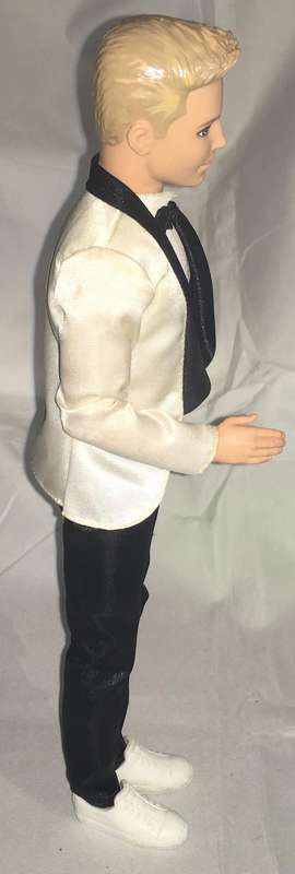 Barbie Ken groom doll (unboxed)