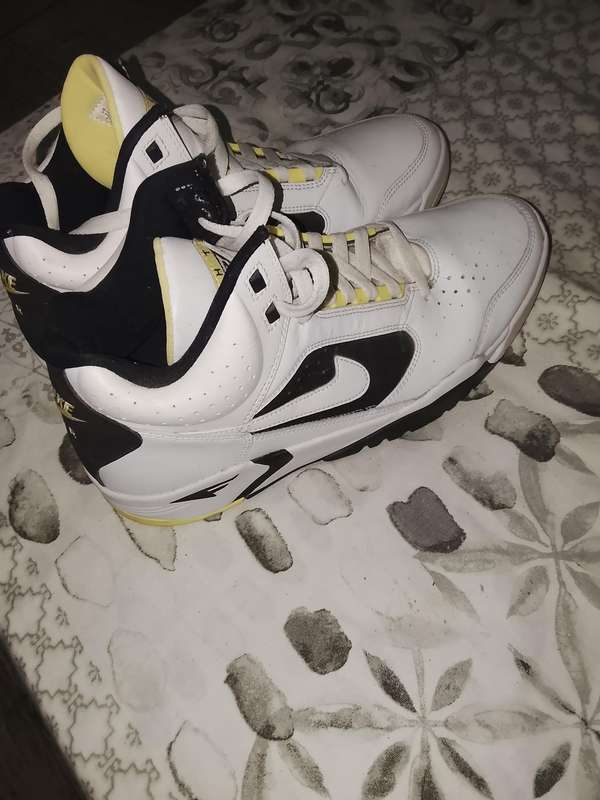 Nike air flight sneakers
