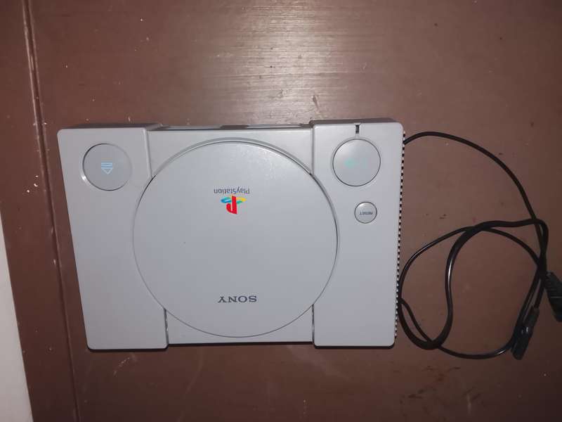 Original first Playstation 1 PS1 scph-9002