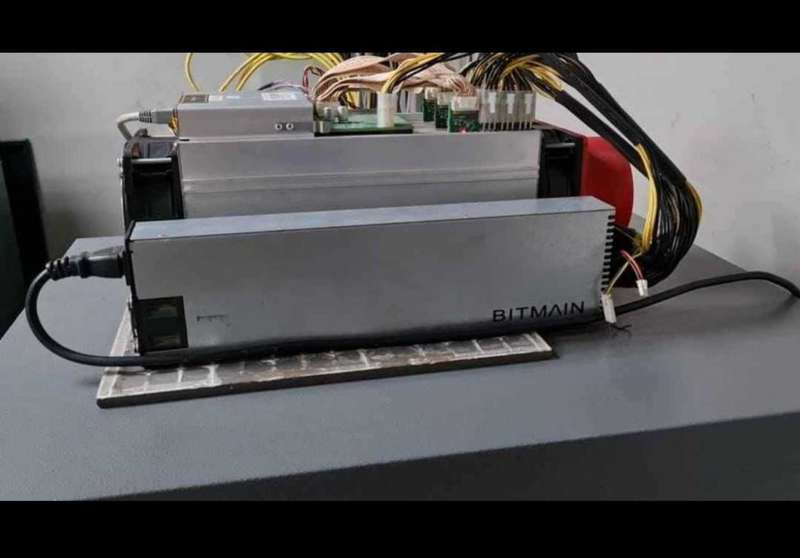 Asic Antminer s9