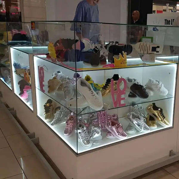Kiosk display cabinets for shop or mall