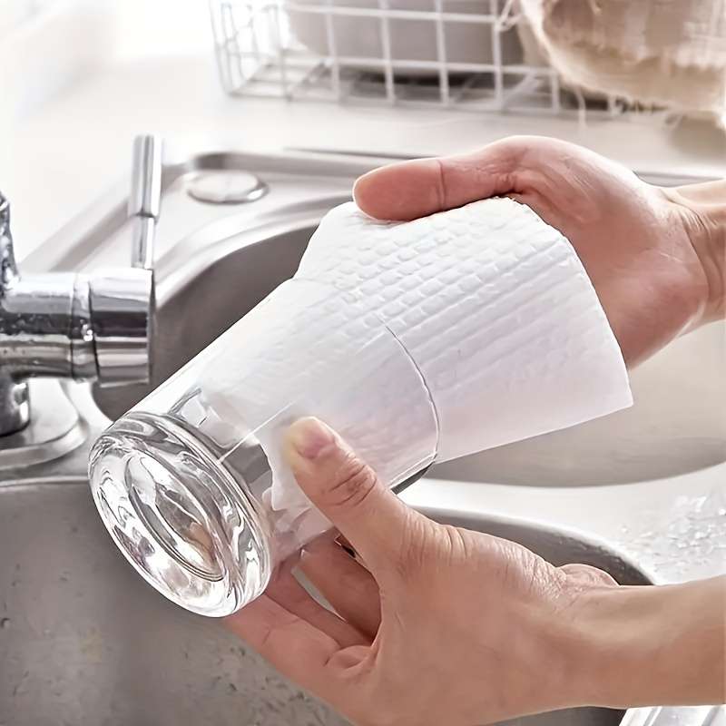 200 Sheets In a Roll Of Pure White Kitchen Paper Towels
