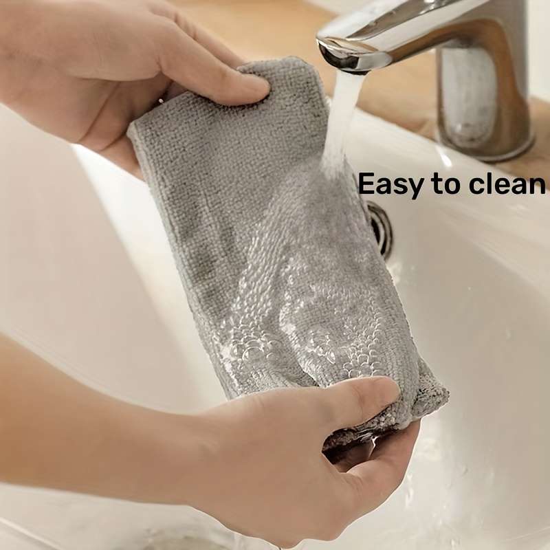 1pc Innovative Bed Bottom Cleaning Duster