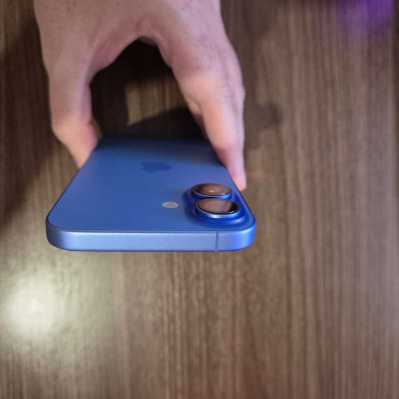 Apple iPhone 16 Ultramarine  128GB  Like New, Excellent Condition