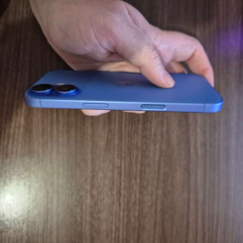 Apple iPhone 16 Ultramarine  128GB  Like New, Excellent Condition