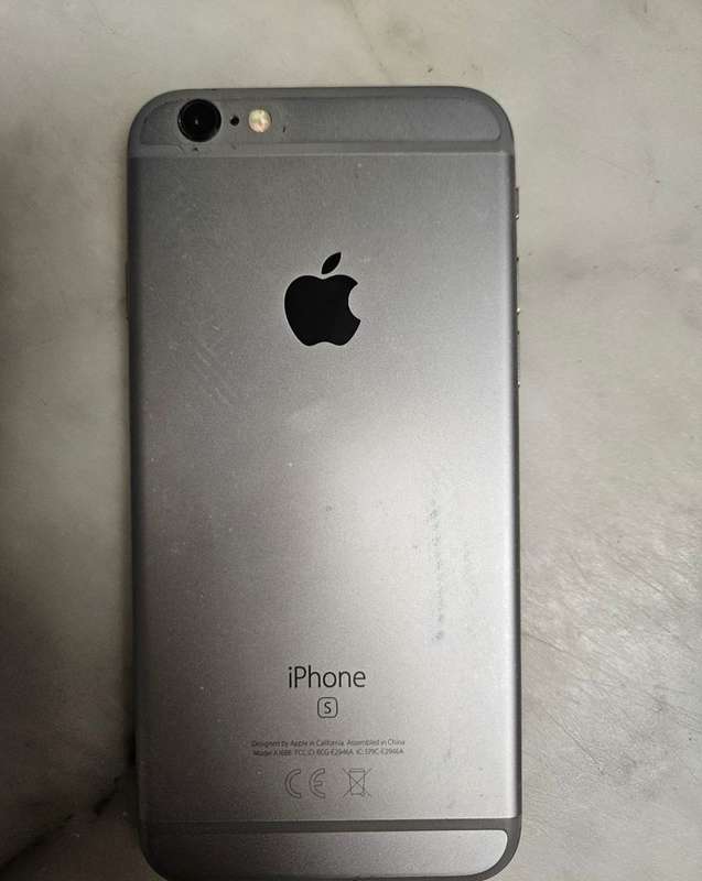 Black iPhone 6s