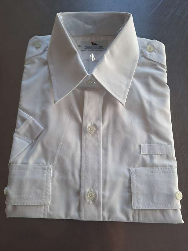 SAA issue pilot's short sleeved shirt