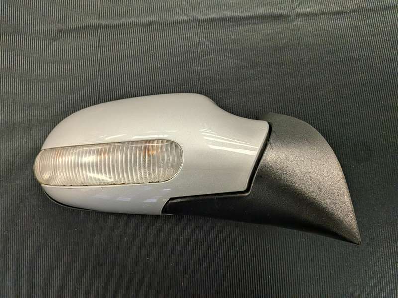 Mercedes A160 W168 2004 driver's side rear view mirror