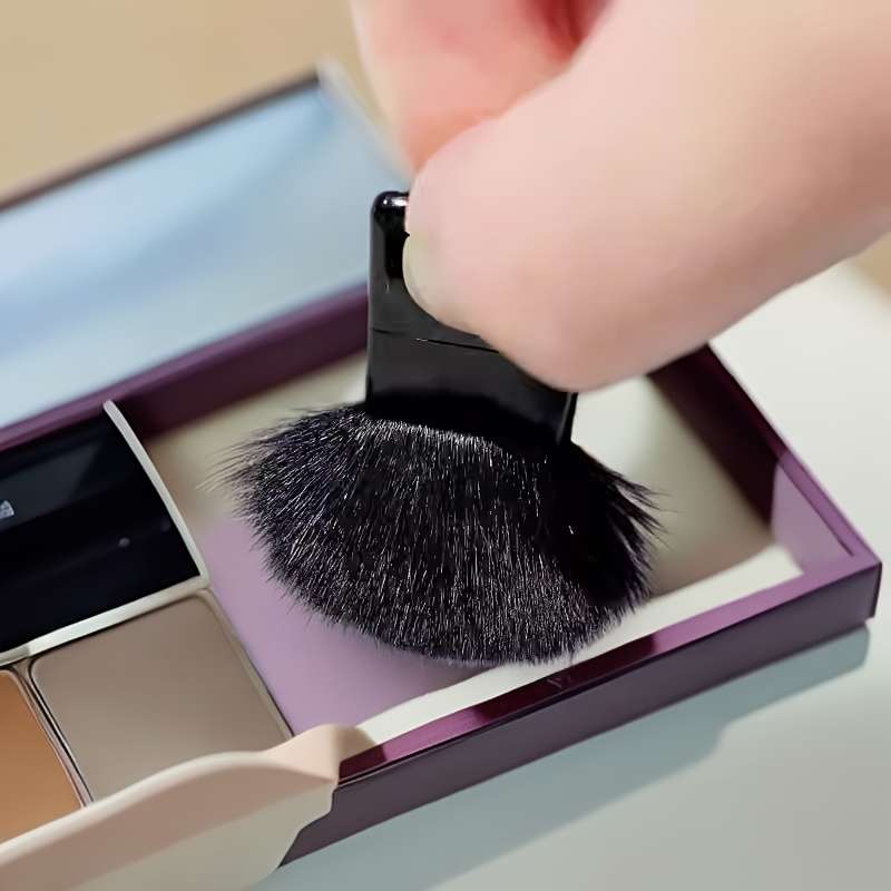 Flat Blush Brush Portable