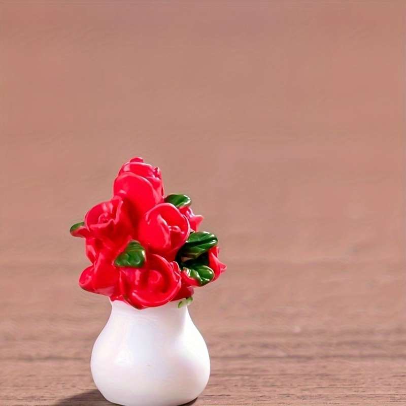 Art Deco Resin Flower Bouquet Vase Figurine