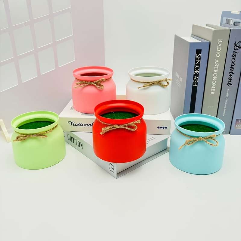 Classic Geometric Pattern Plastic Bud Vases