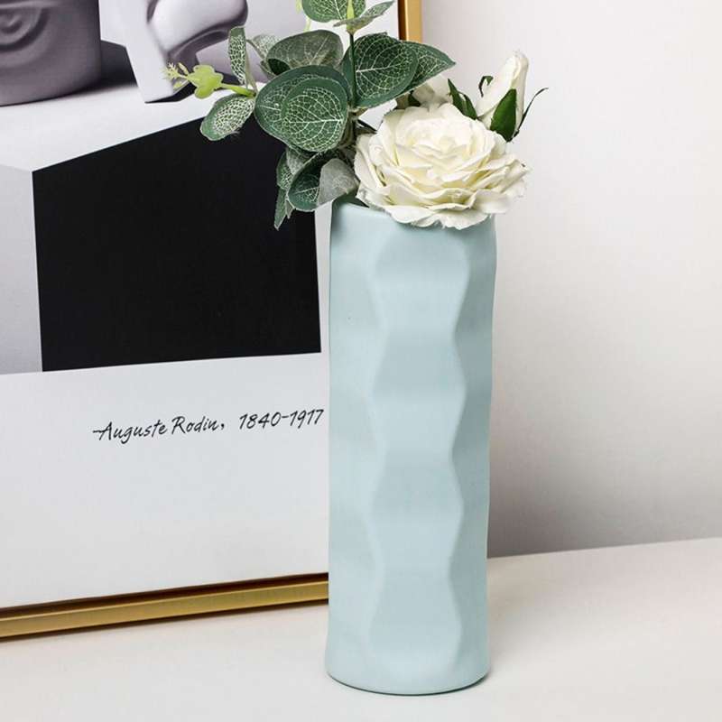 Chic Nordic Wave Design Plastic Vase
