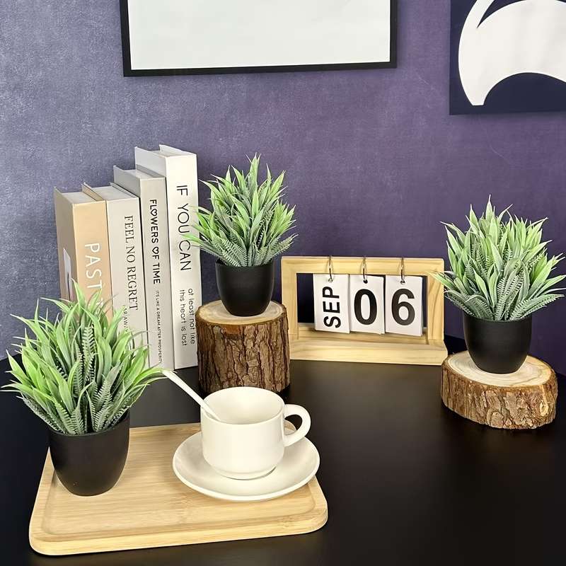 1pcs Small Artificial Grass Plants