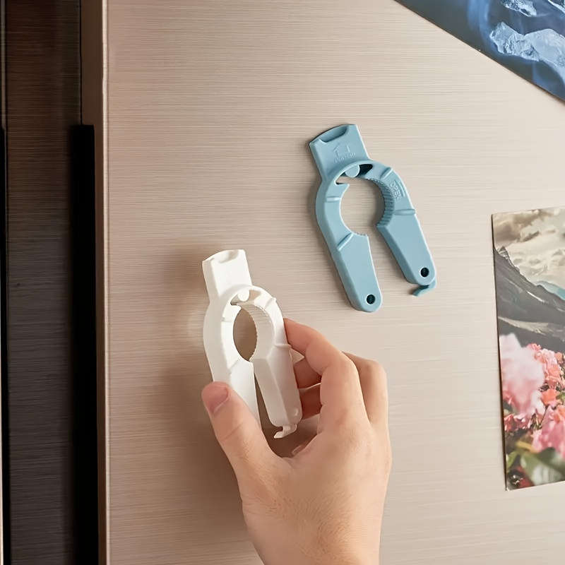 1 Portable Multi-Purpose Can Opener