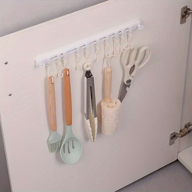 Adjustable Plastic Hanging Rack with Sliding Hooks