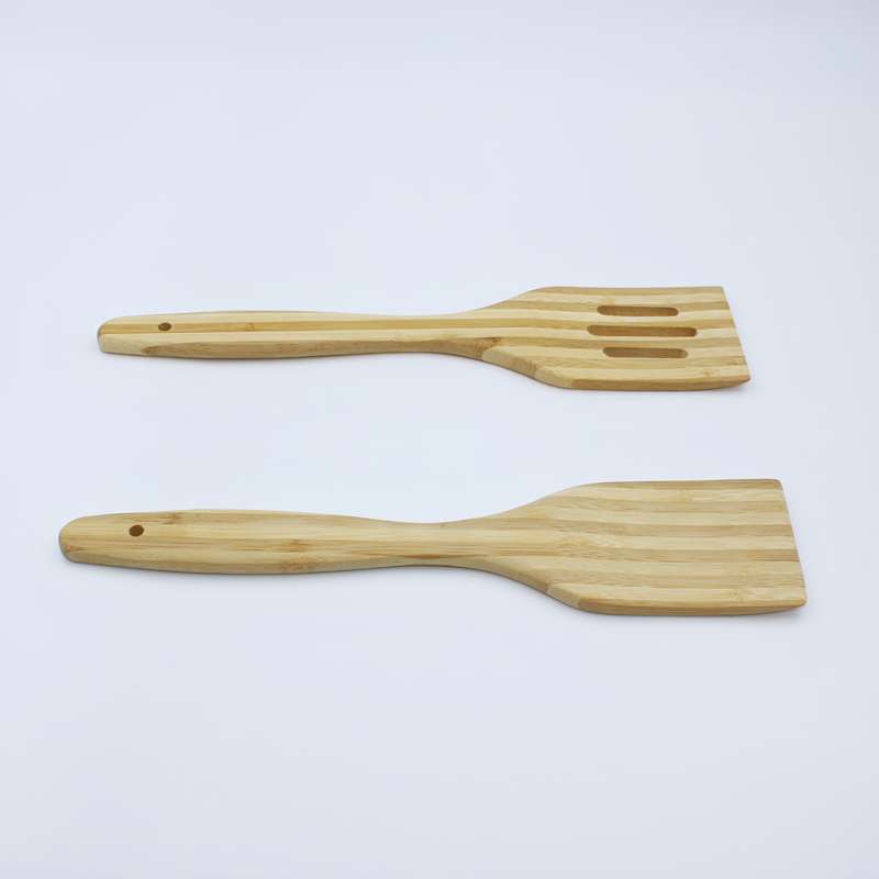 Bamboo spatula