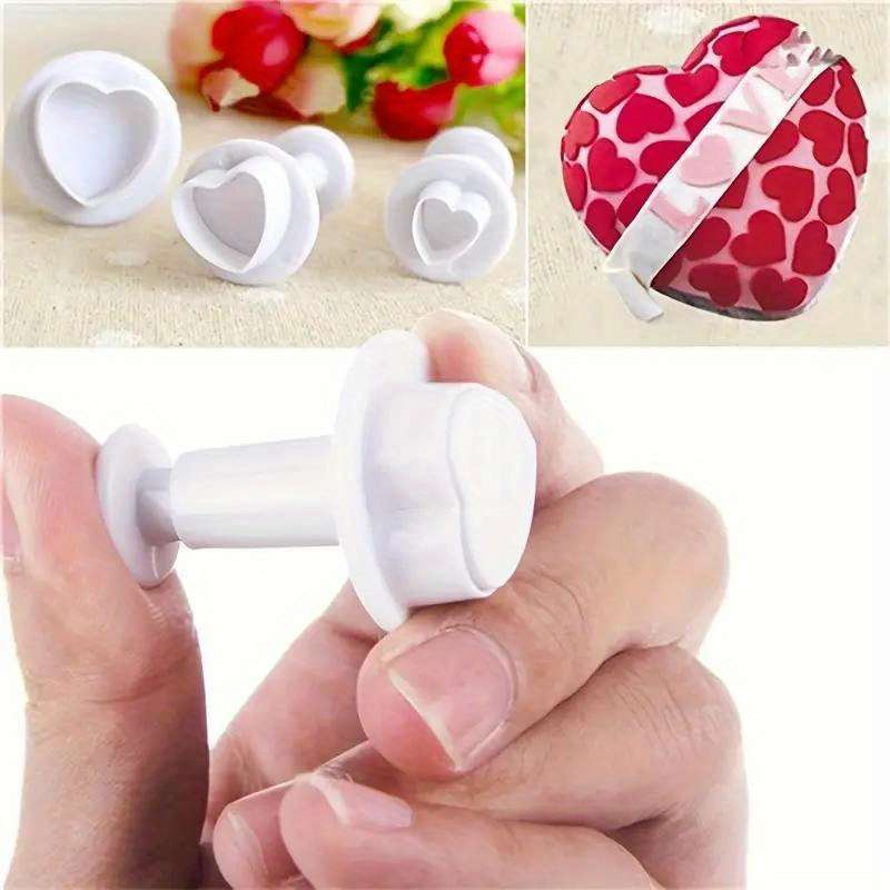 Day Heart-Shaped Plastic Cookie Cutter Set