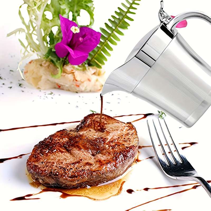 A Double-insulated Stainless Steel Gravy Boat