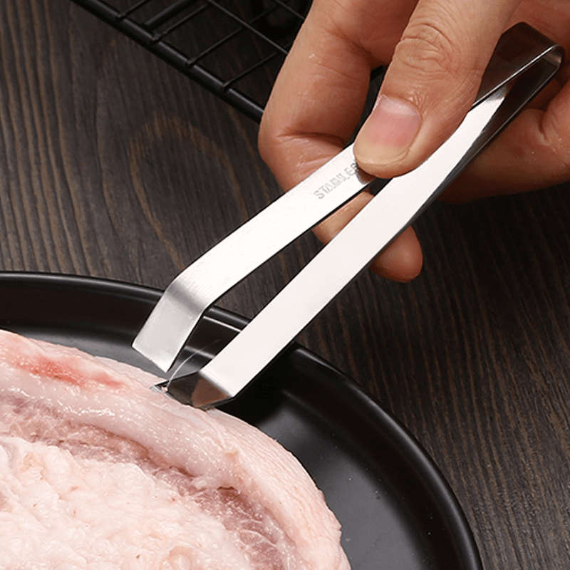 Tweezers