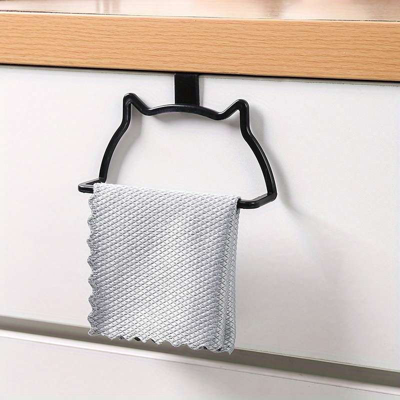 Bathroom towel rack