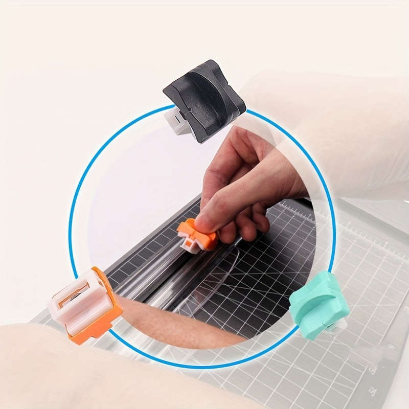 Paper cutter