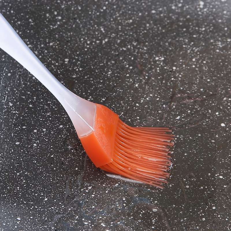 1pc Silicone Brushes Baking Brushes Soft Durable Grill Brushes Kitchen Brushes