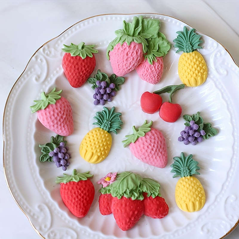 1pcStrawberry Pineapple Fondant Mold