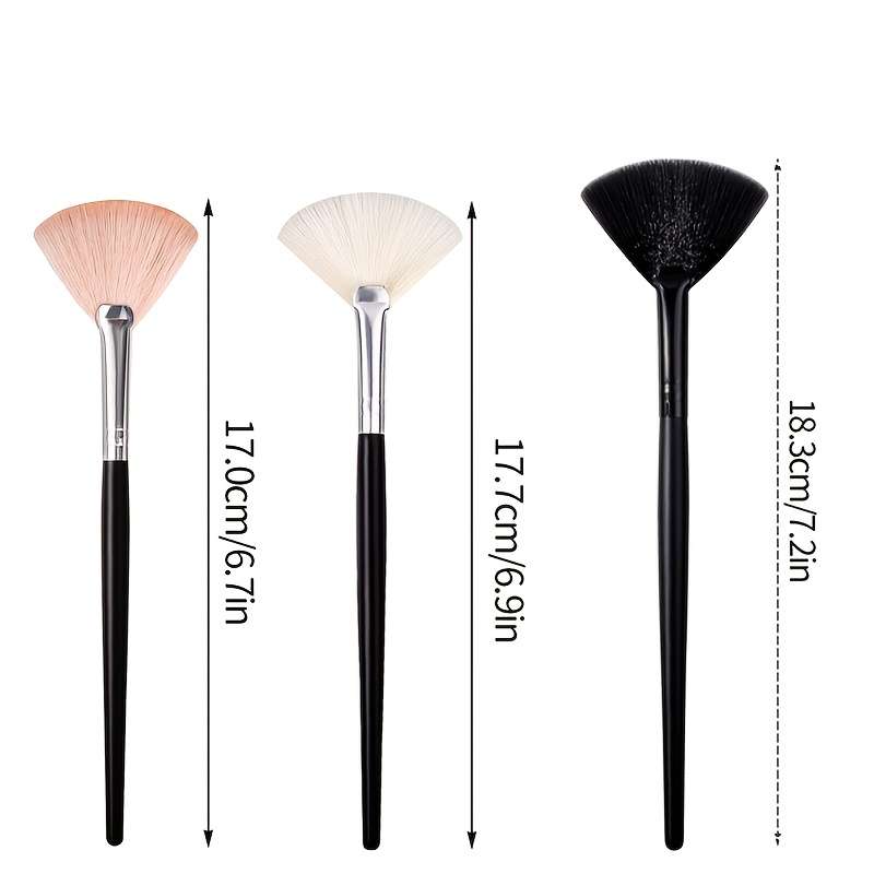 Fan Shape Highlighter Makeup Brush