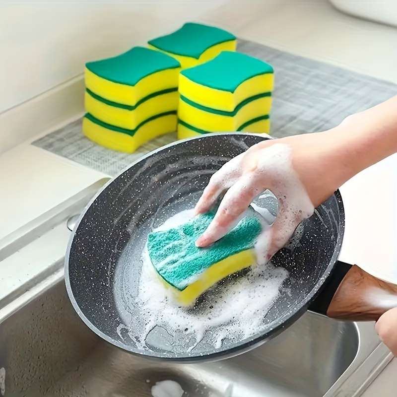 Durable DesignMagic Nano Sponge Wipes -