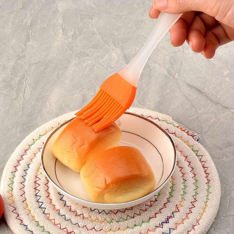 1pc Silicone Brushes Baking Brushes Soft Durable Grill Brushes Kitchen Brushes