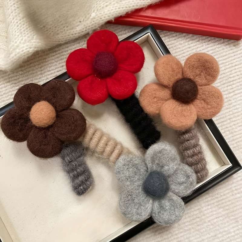 Chic Floral Spiral Hair Tie - Soft Plush